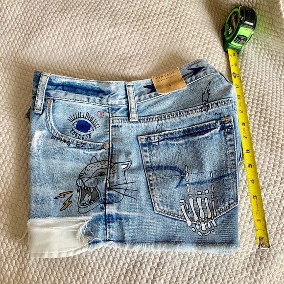NWT Fun AE Denim Shorts - Picture 4 of 9